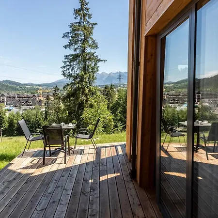 Bialka Residence Apartment *